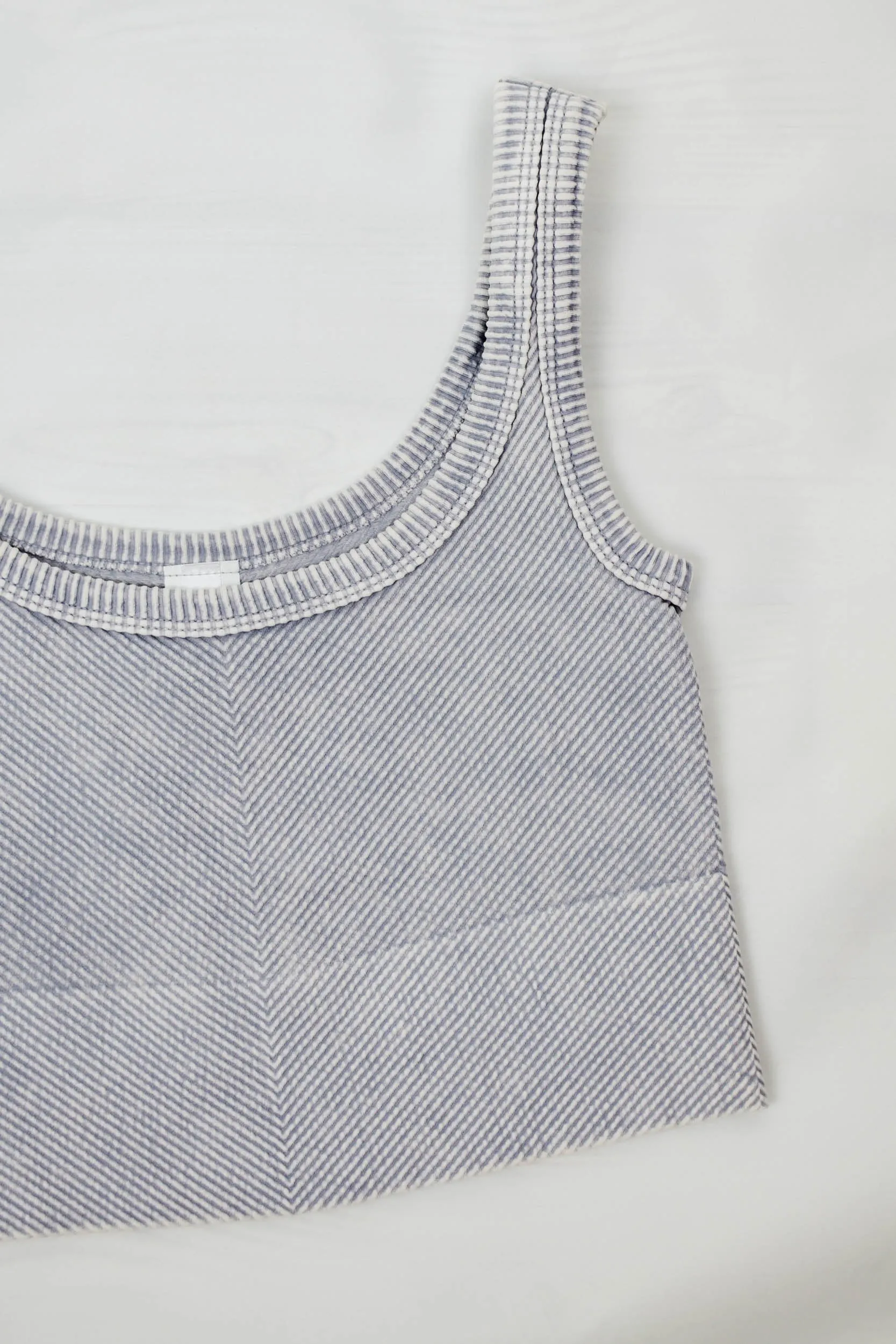 Astrid Chevron Crop Top | Vintage Cool Grey