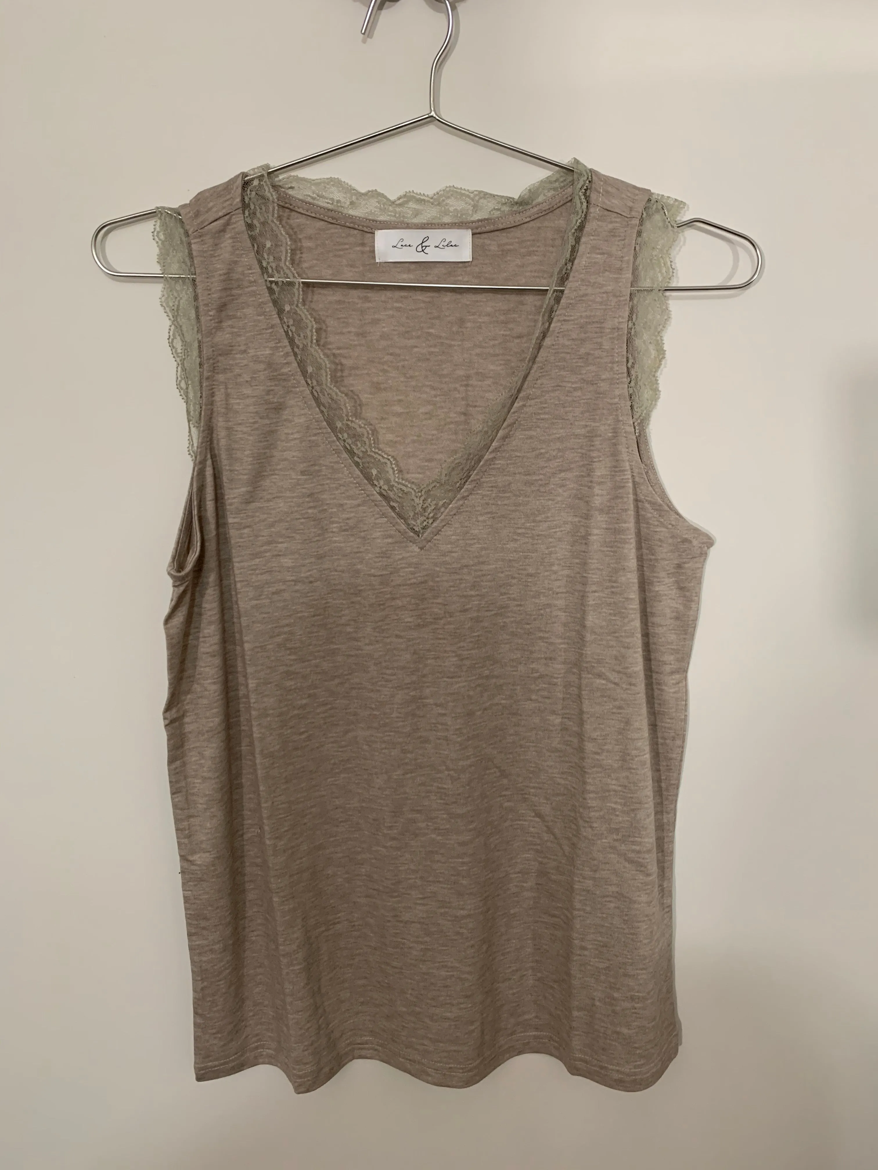 Basic Lined Sleeveless Top