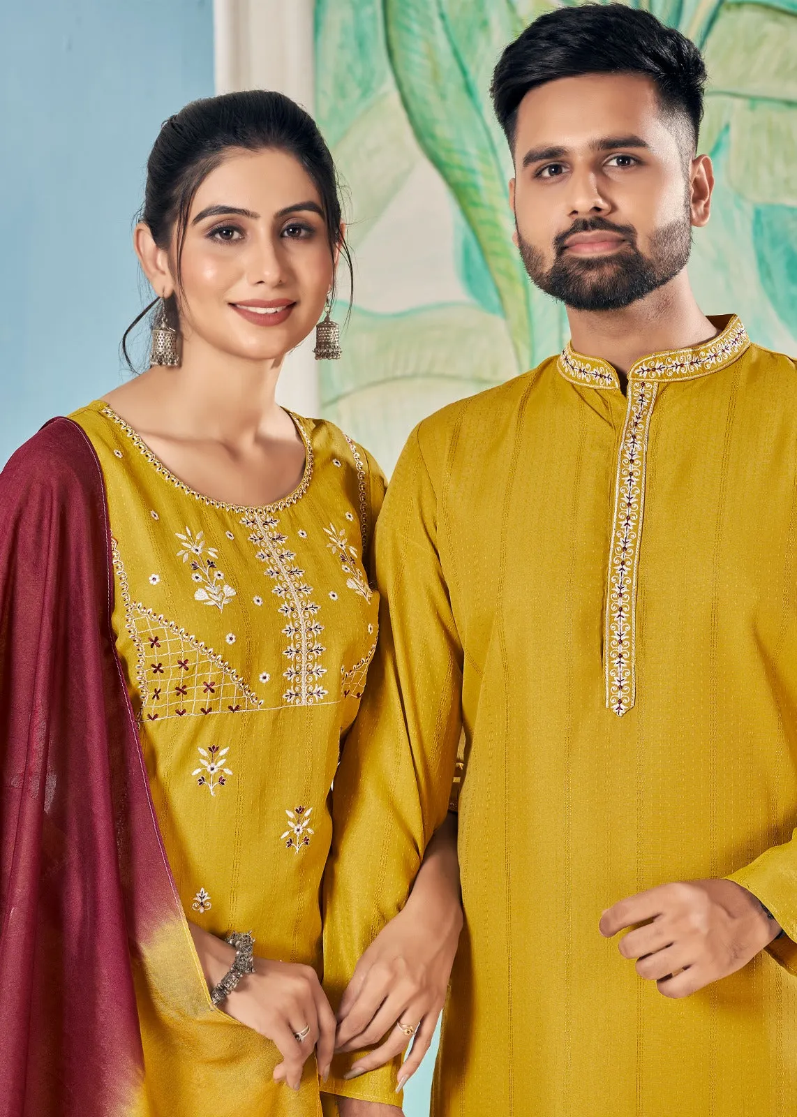 Couple Wear Traditional India Same Matching Outfits Set Dresses