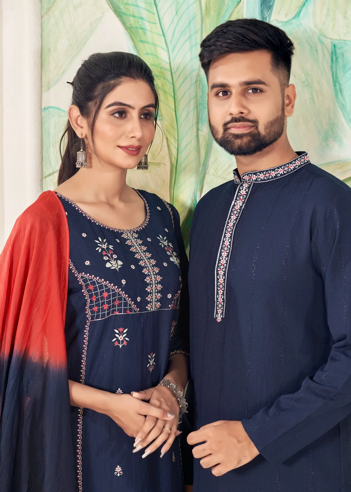 Couple Wear Traditional India Same Matching Outfits Set Dresses