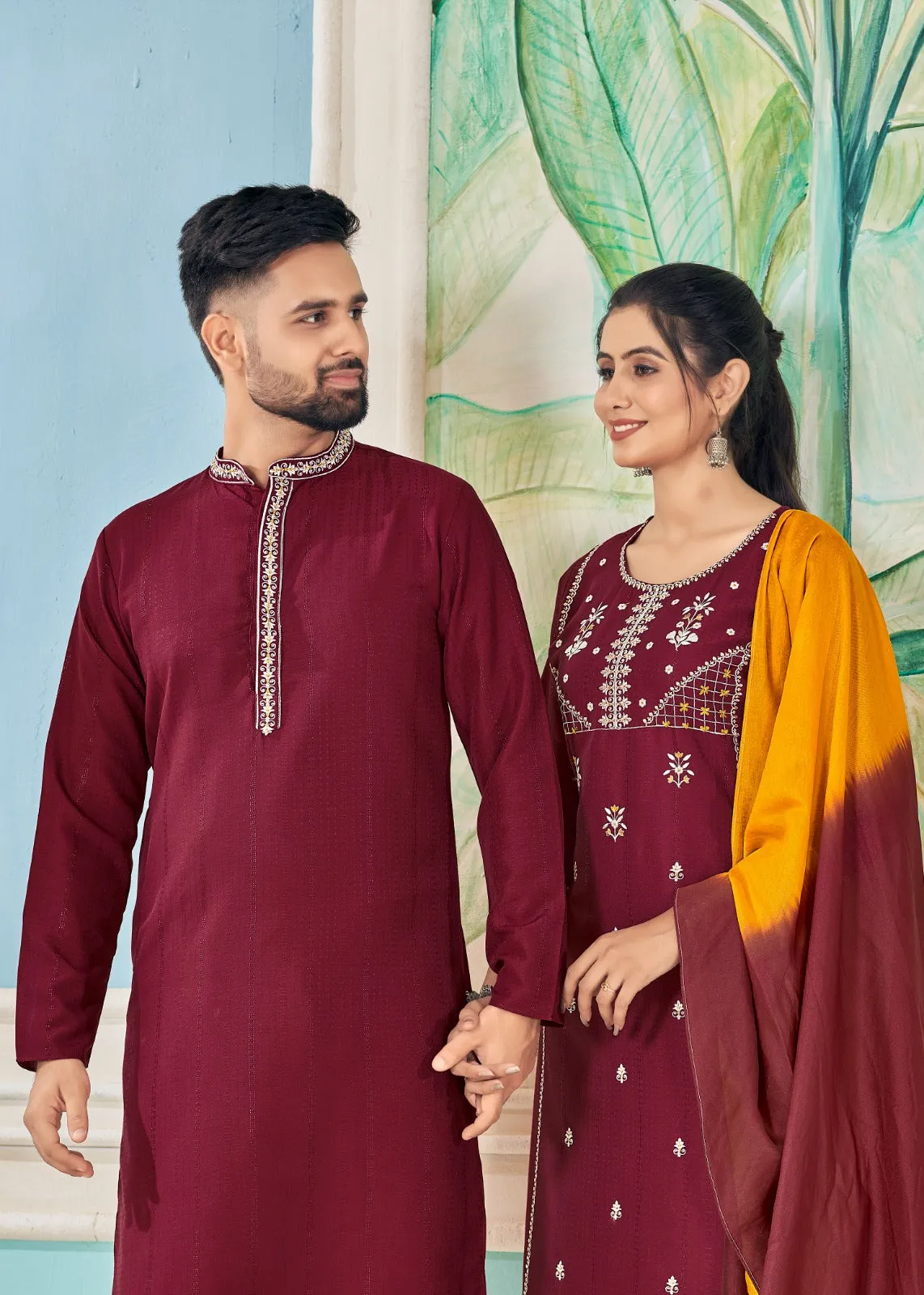 Couple Wear Traditional India Same Matching Outfits Set Dresses