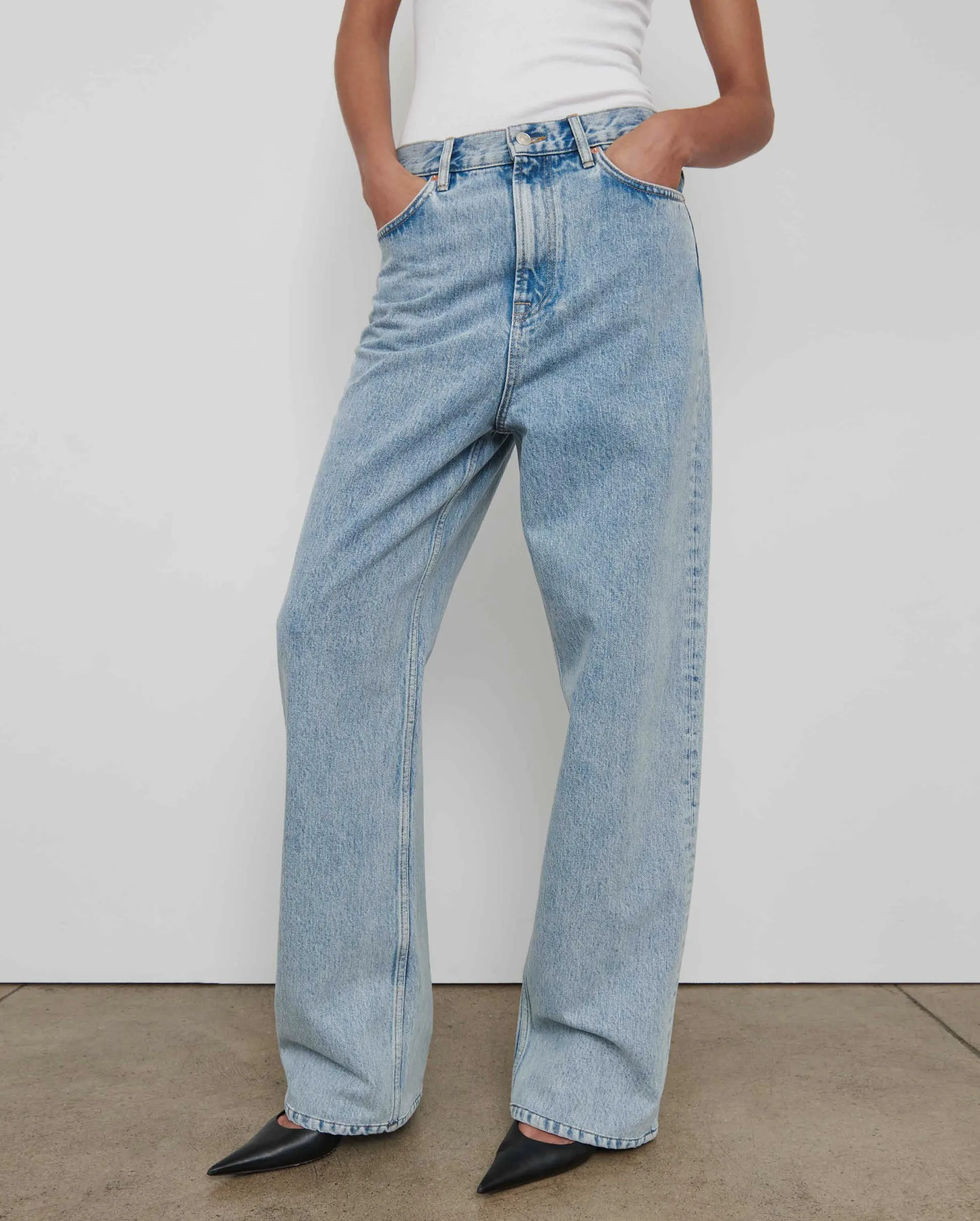 LOW RISE JEAN / BLUE