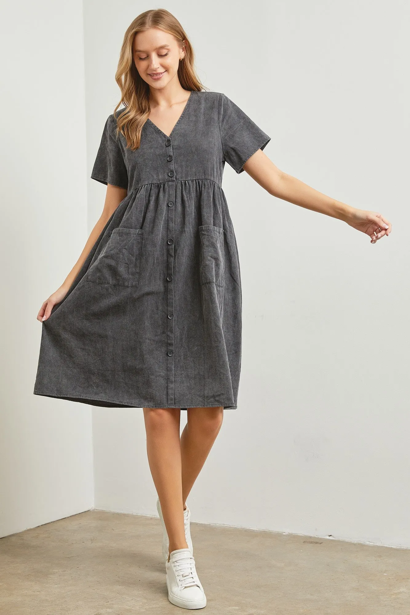 Sara Button Up Dress in Washed Black