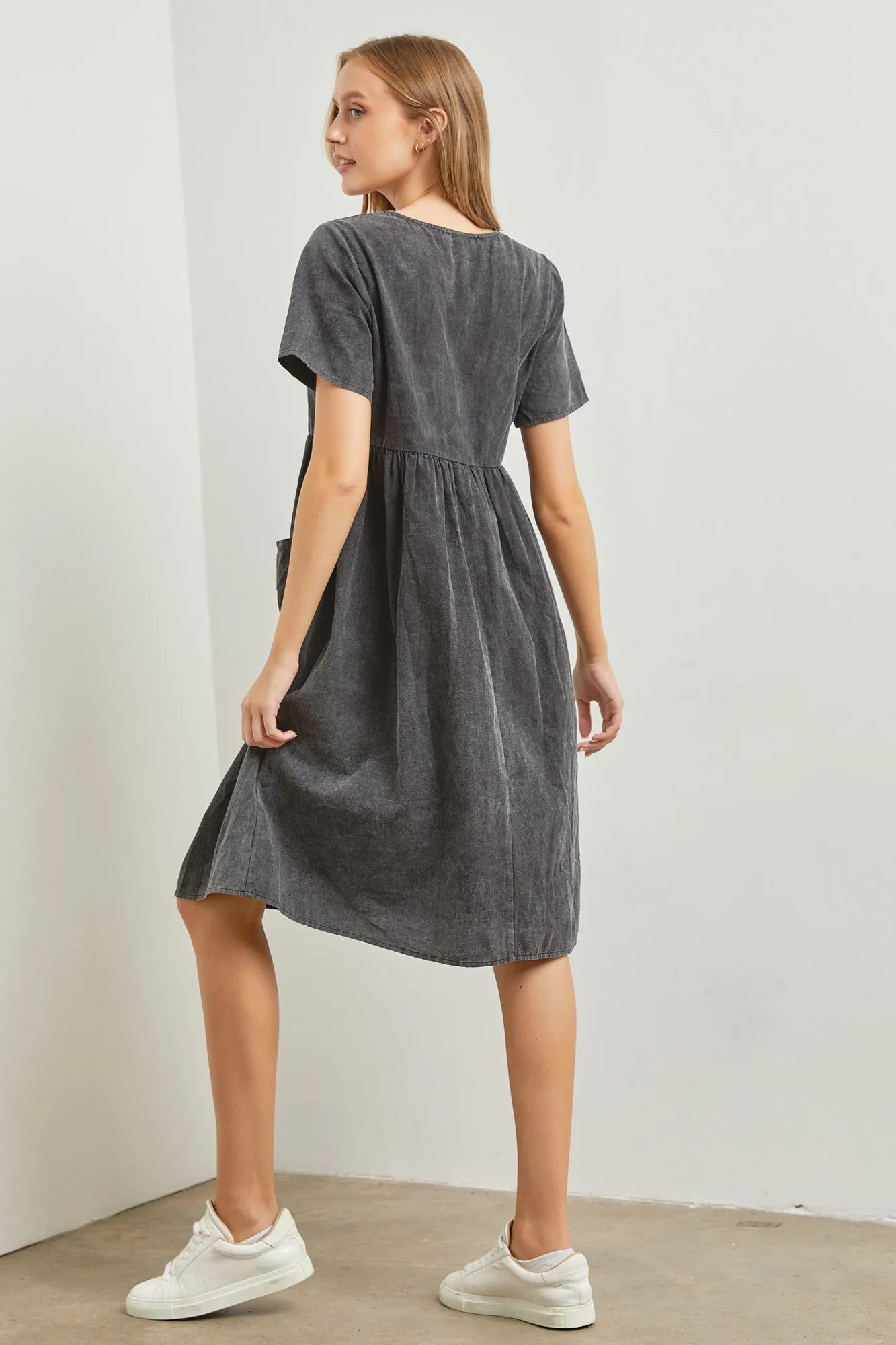 Sara Button Up Dress in Washed Black